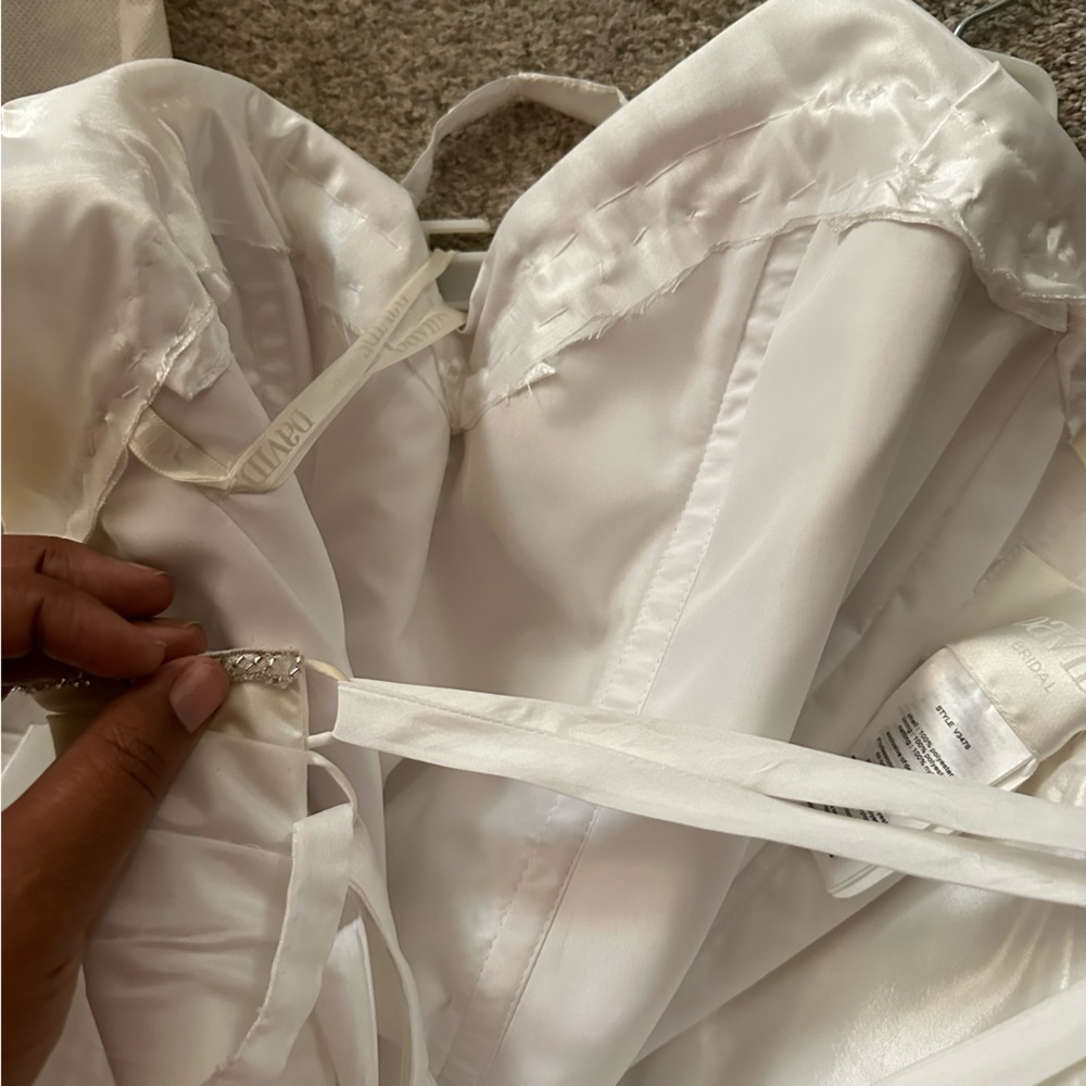 David’s Bridal wedding dress size 10 - Picture 5 of 10